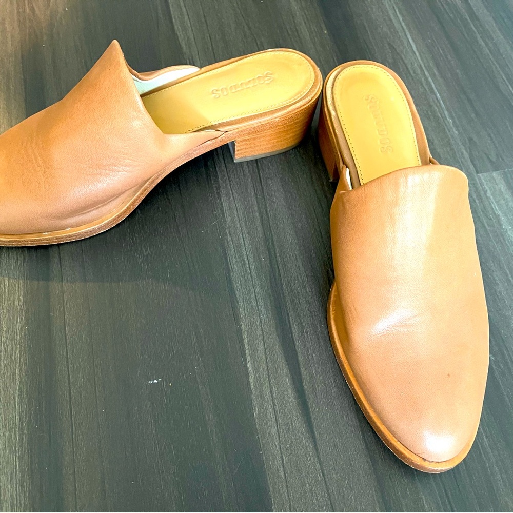 Soludos Venetian Mule size 6
